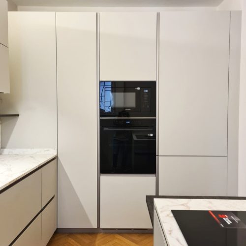 progetto-cucina-colonne-forno-microonde-frigorifero-su-misura